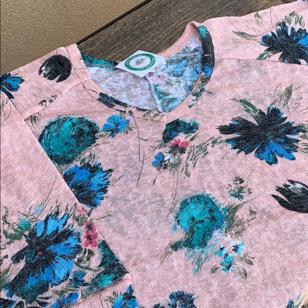 {Wonderland by Orange}Sz Small Left! Floral Tunic - Picture 3 of 6